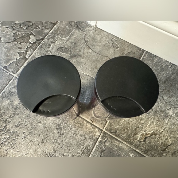 Set of 2 Starbucks Travel Mugs - Picture 3 of 7